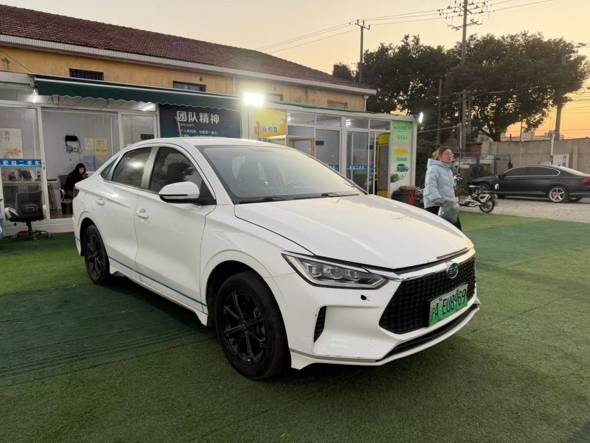 BYD e3 2020 car image 