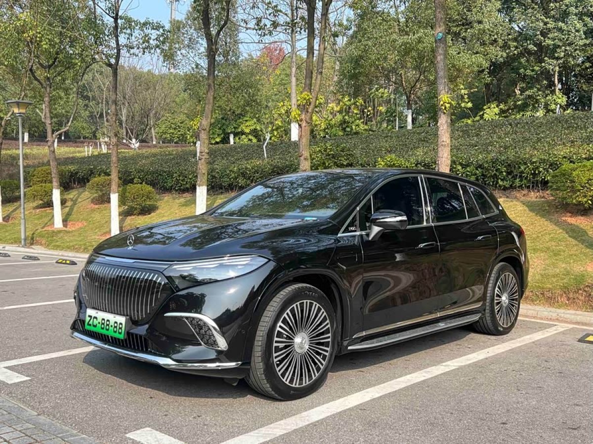 Mercedes-Benz MaybachEQS SUV 2025 Mercedes-Benz MaybachEQS SUV 2025 immagine di auto