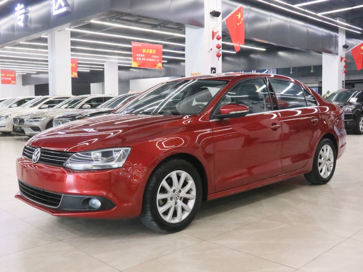 Volkswagen Sagitar 2013 immagine di auto 