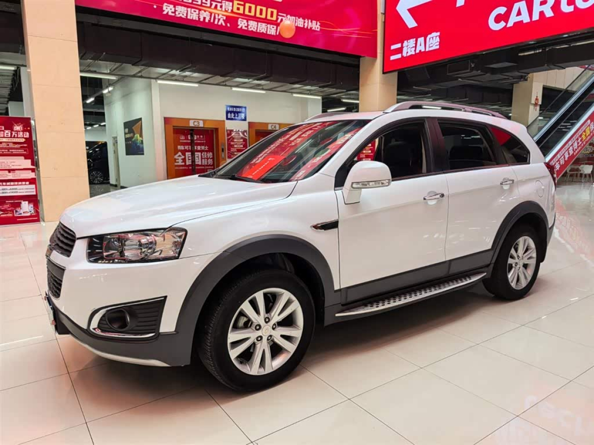 Chevrolet Captiva 2017 car image 