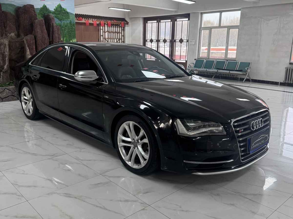 Audi S8 2013 car image 