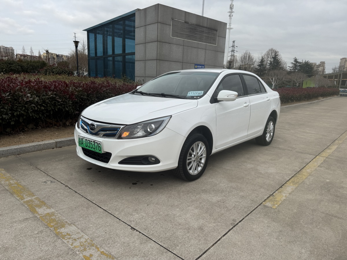 BYD e5 2018 car image 
