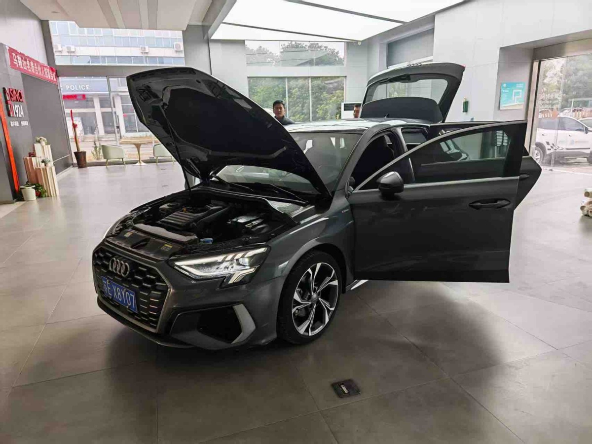 Audi 2021 immagine di auto 
