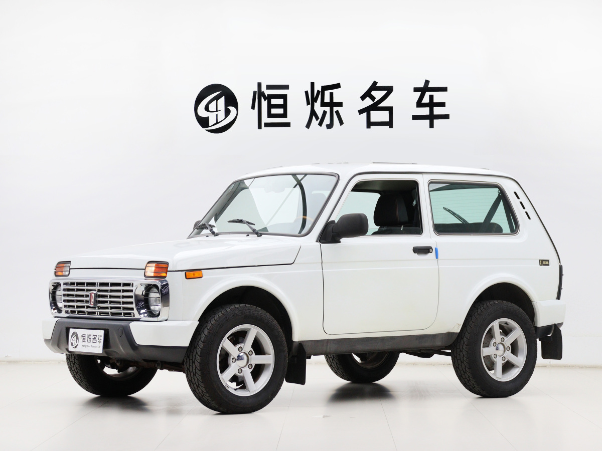 Nissan Navara 2017 汽车图片 