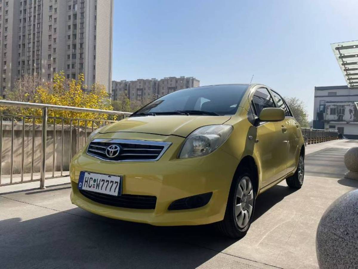 Toyota Yaris 2011 Toyota Yaris 2011 imagen de coche