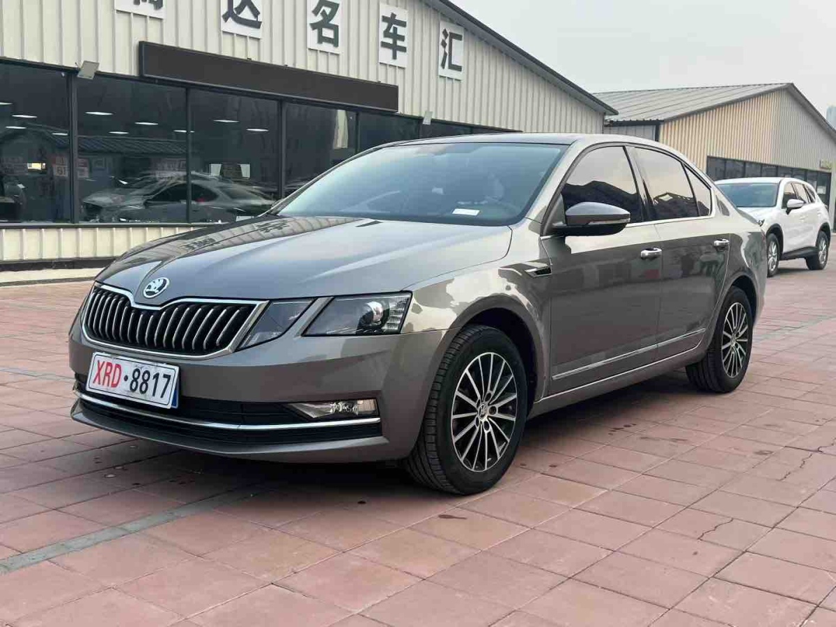 Skoda Octavia 2018 Skoda Octavia 2018 car image