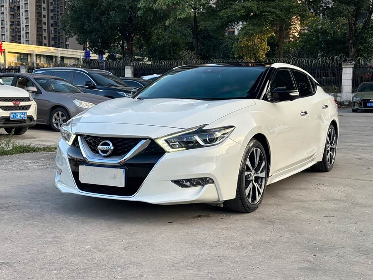 Nissan Maxima 2017 汽车图片 