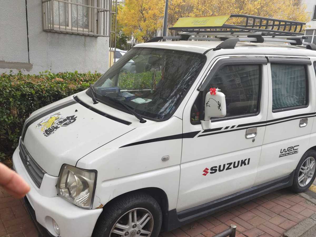 Suzuki 2014 Suzuki 2014 car image