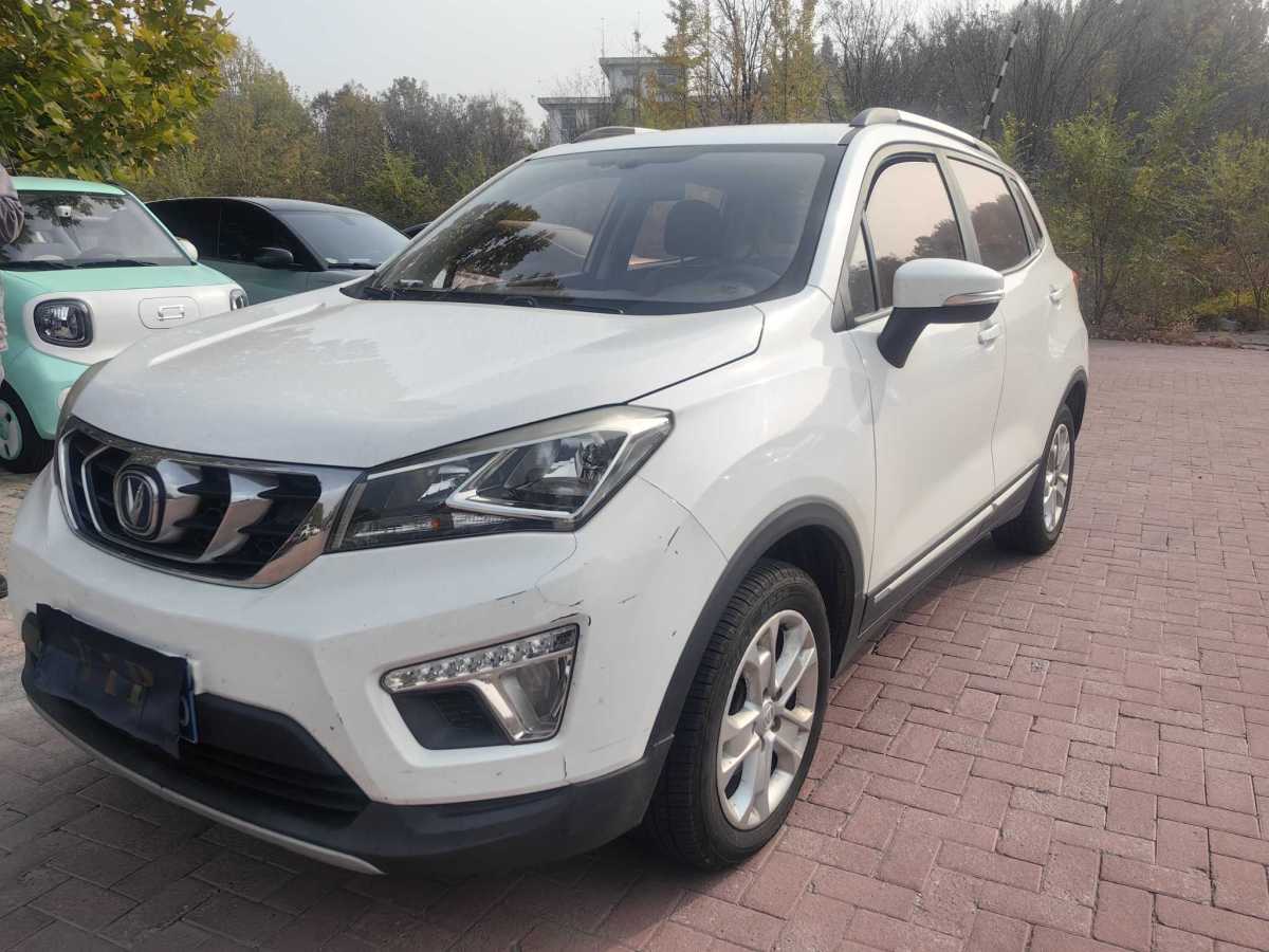 Changan CS15 2017 Changan CS15 2017 immagine di auto