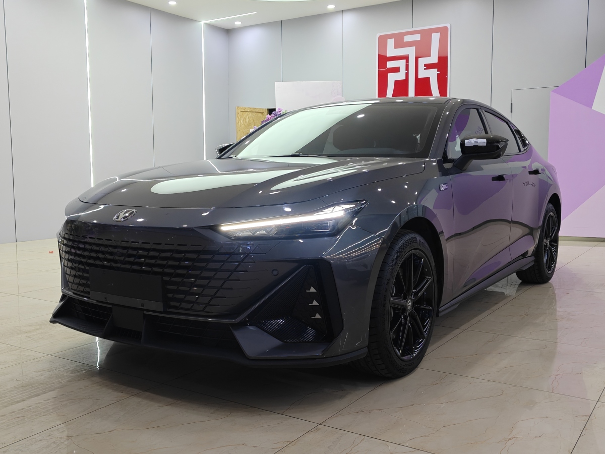 Changan UNI-V iDD 2023 car image 