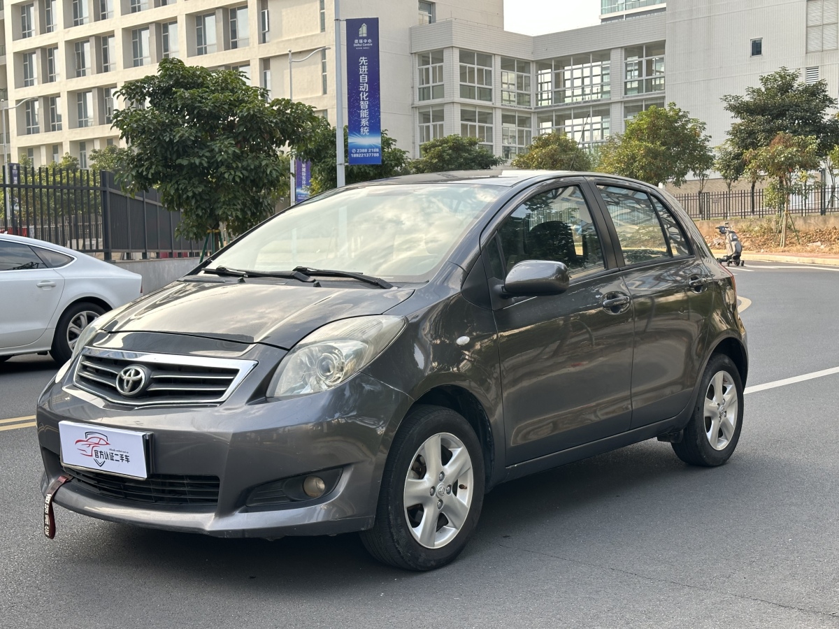 Toyota Yaris 2010 Toyota Yaris 2010 imagen de coche