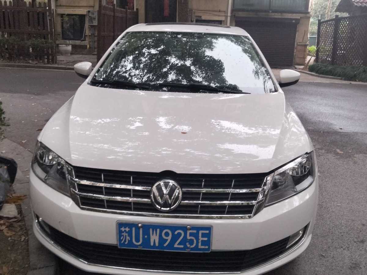 Volkswagen Gran Lavida 2014 immagine di auto 