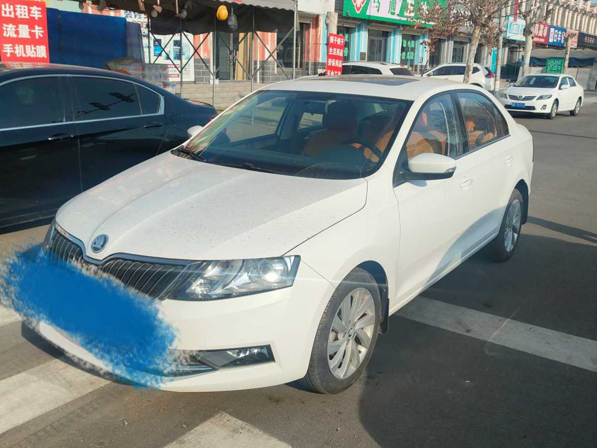 Skoda Rapid 2018 Skoda Rapid 2018 car image