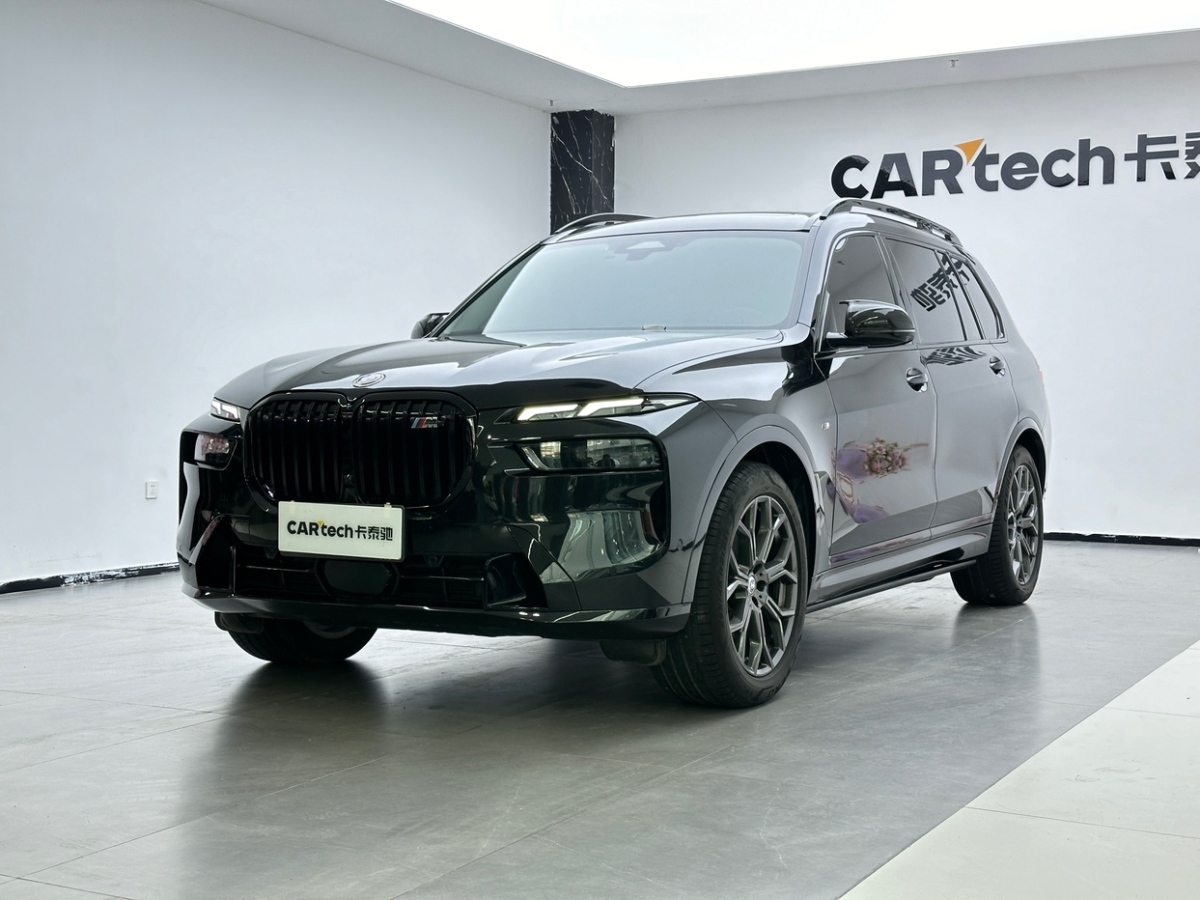 BMW X7 2024 car image 