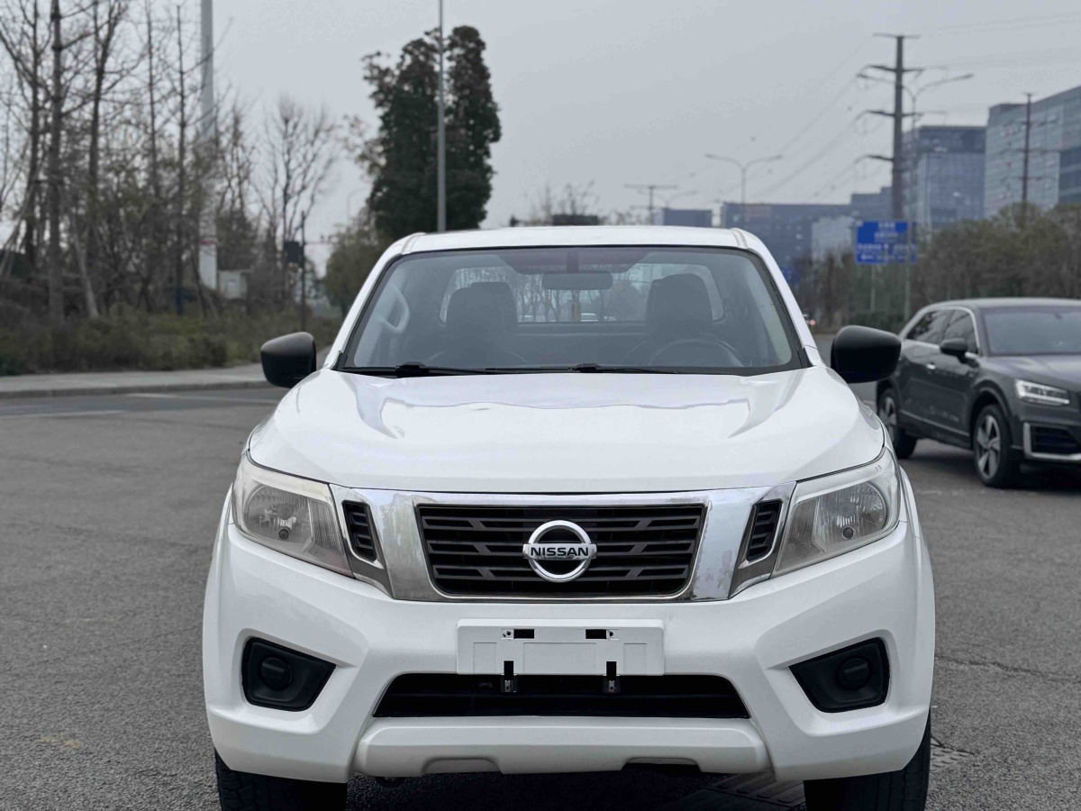 Nissan Navara 2019 汽车图片 