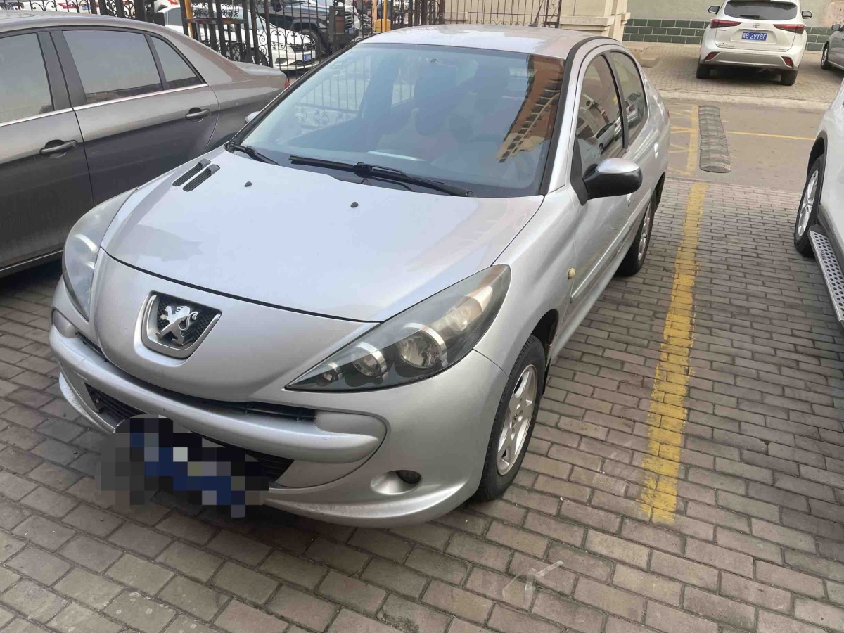 Peugeot 207 2013 汽车图片 