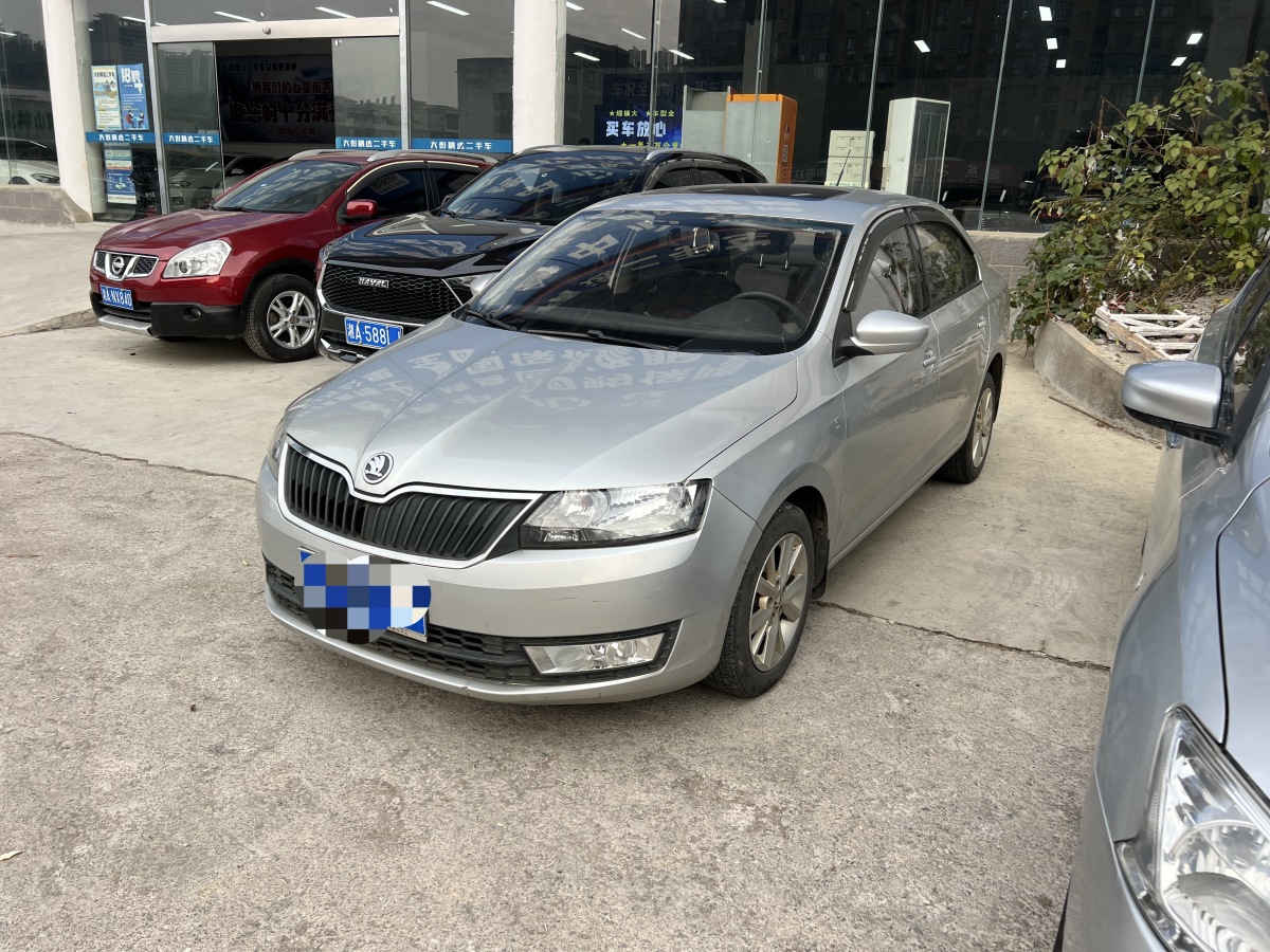 Skoda Rapid 2016 Skoda Rapid 2016 car image