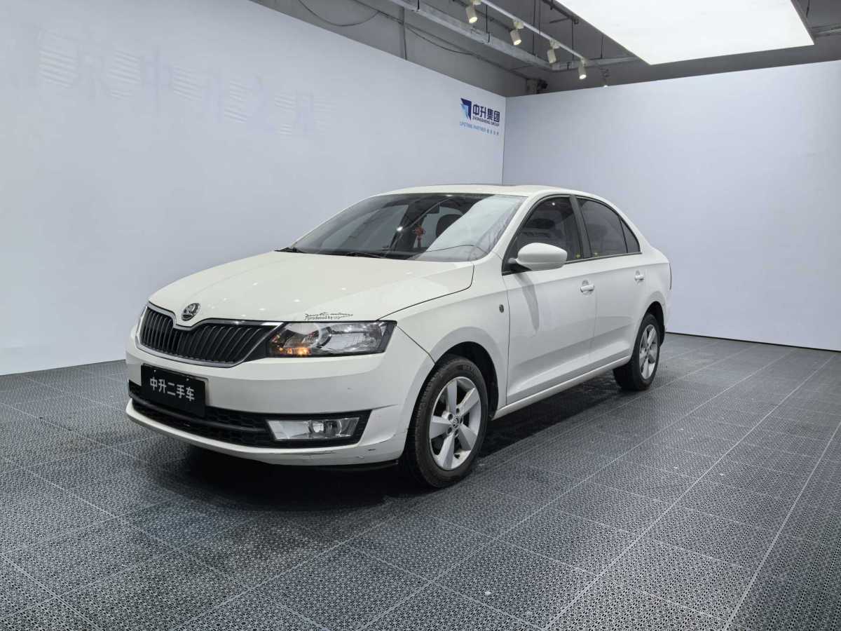 Skoda Rapid 2014 Skoda Rapid 2014 car image