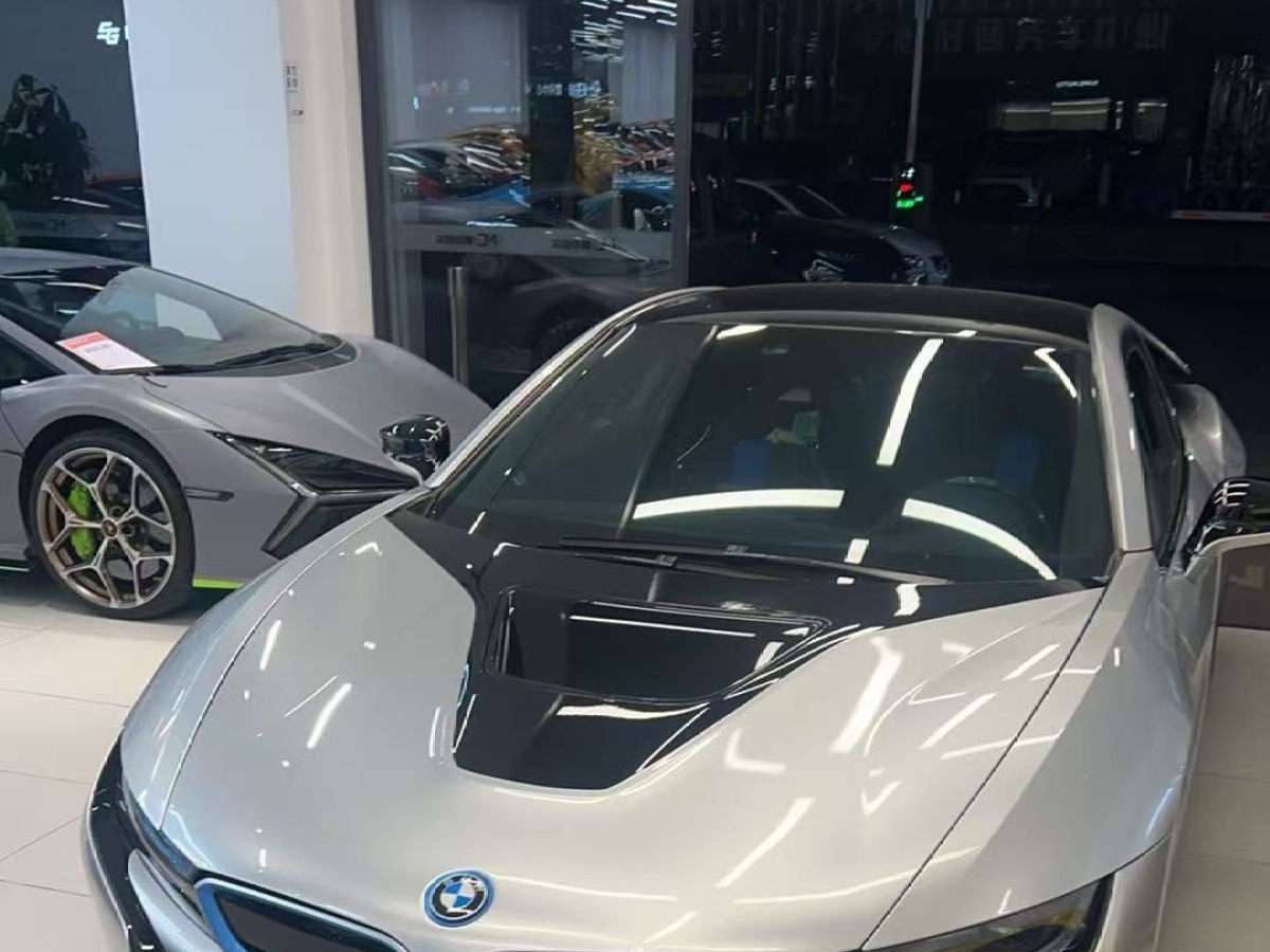 BMW i8 2018 BMW i8 2018 car image