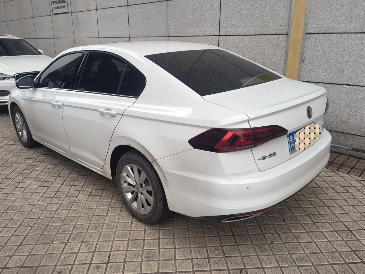 Volkswagen Bora 2020 car image 