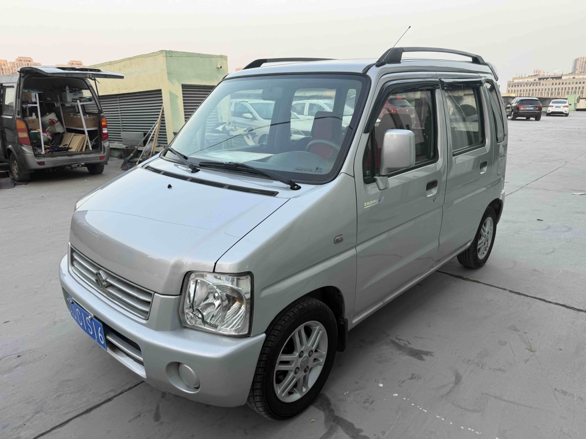 Suzuki 2014 Suzuki 2014 car image