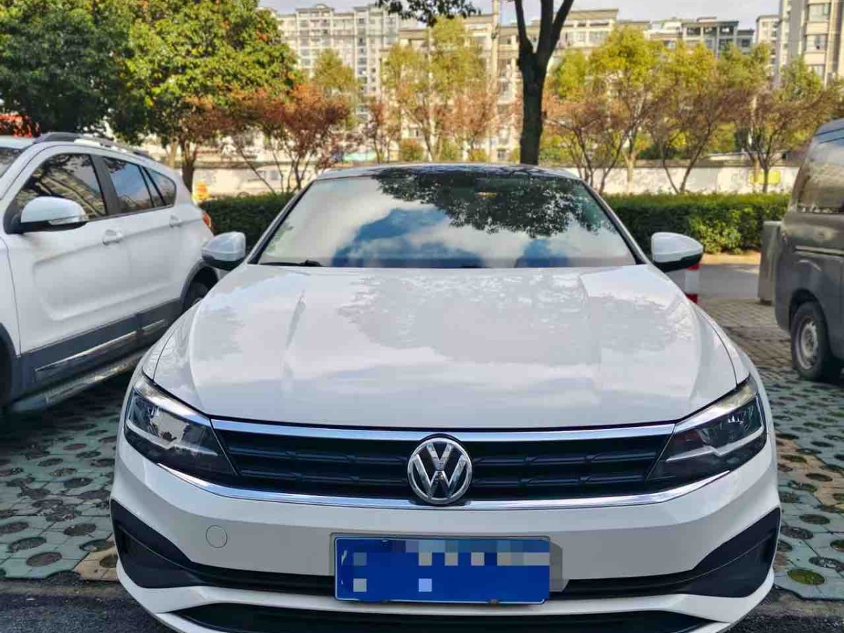 Volkswagen Lamando 2020 Volkswagen Lamando 2020 immagine di auto