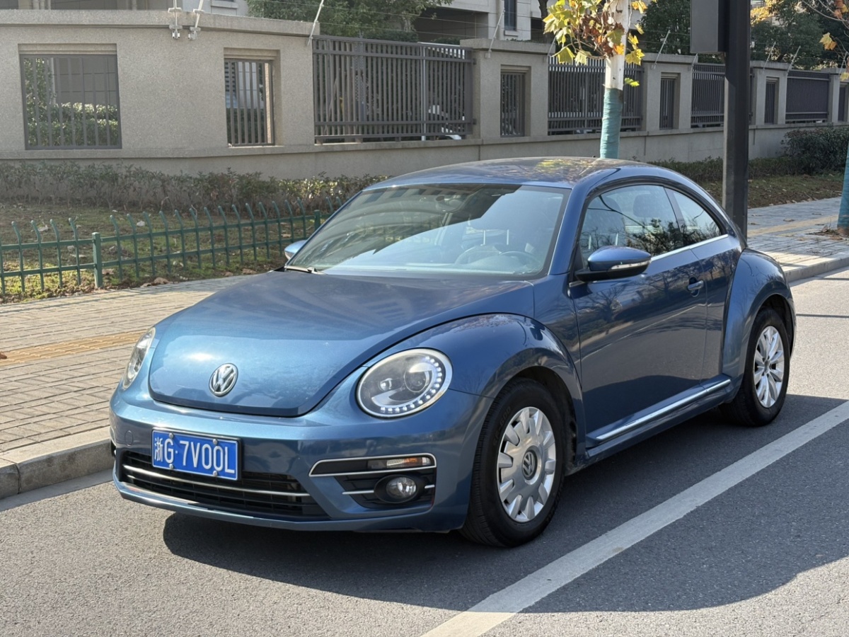 Volkswagen Beetle 2018 Volkswagen Beetle 2018 car image
