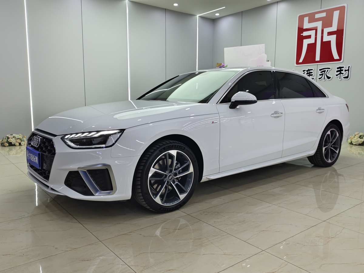 Audi A4L 2023 car image 
