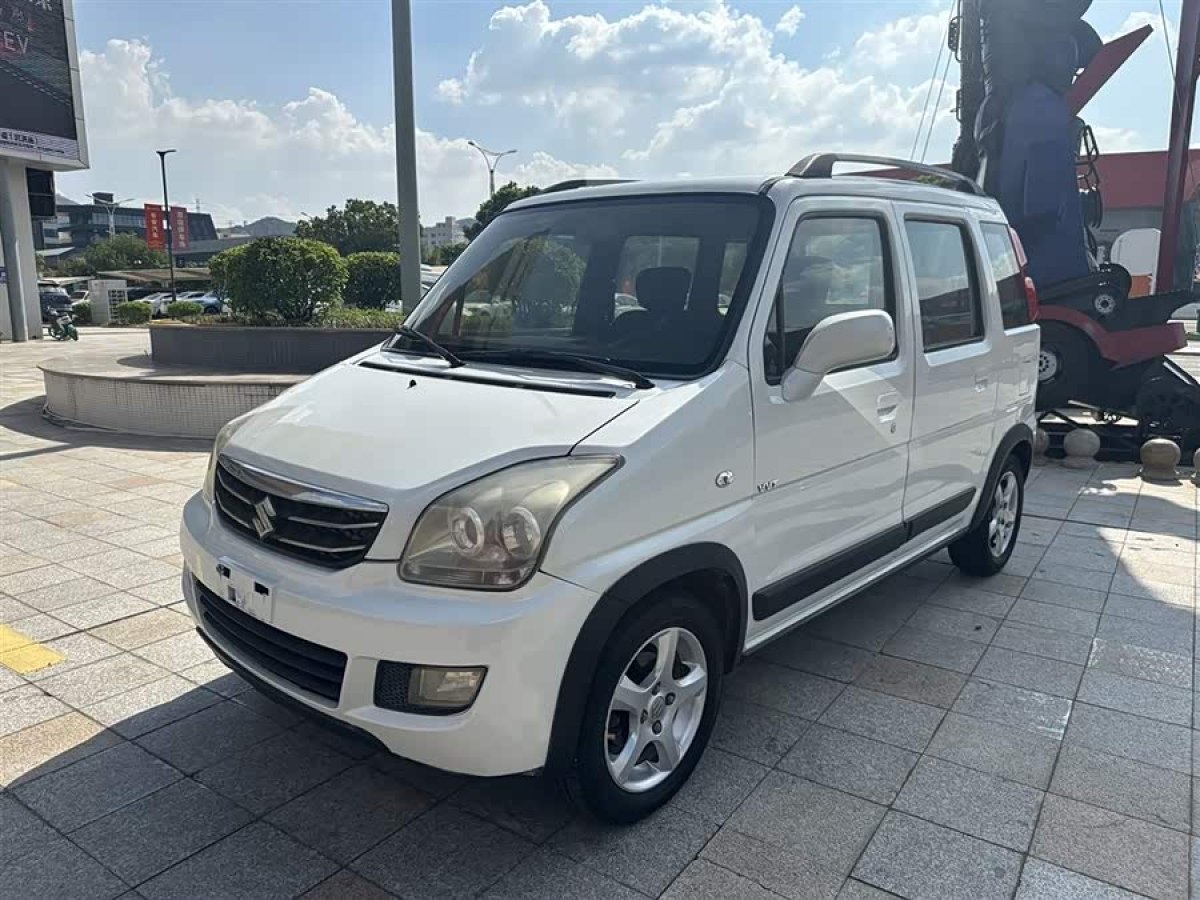 Suzuki 2015 Suzuki 2015 car image