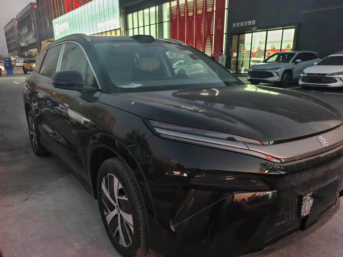 BYD Tang L 2025 car image 