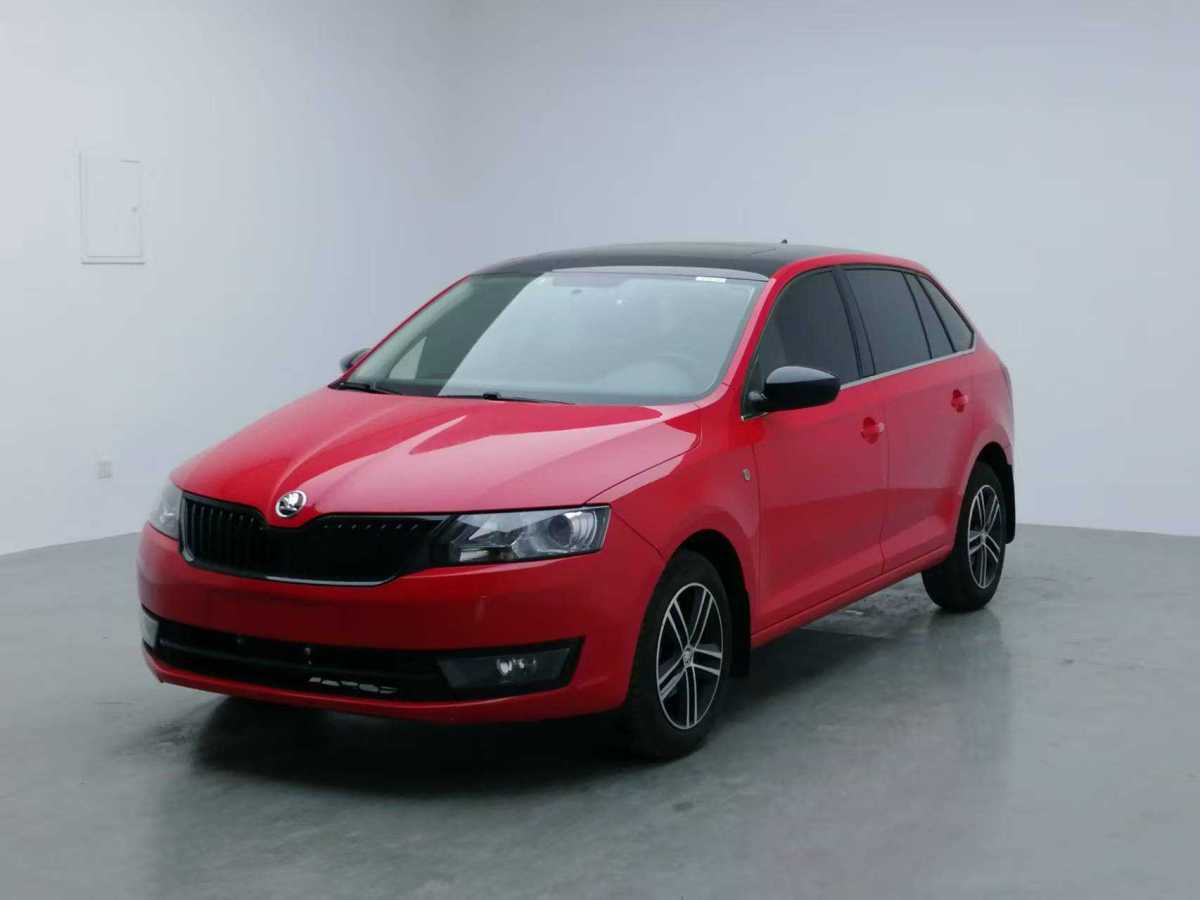 Skoda Rapid Spaceback 2016 Skoda Rapid Spaceback 2016 car image