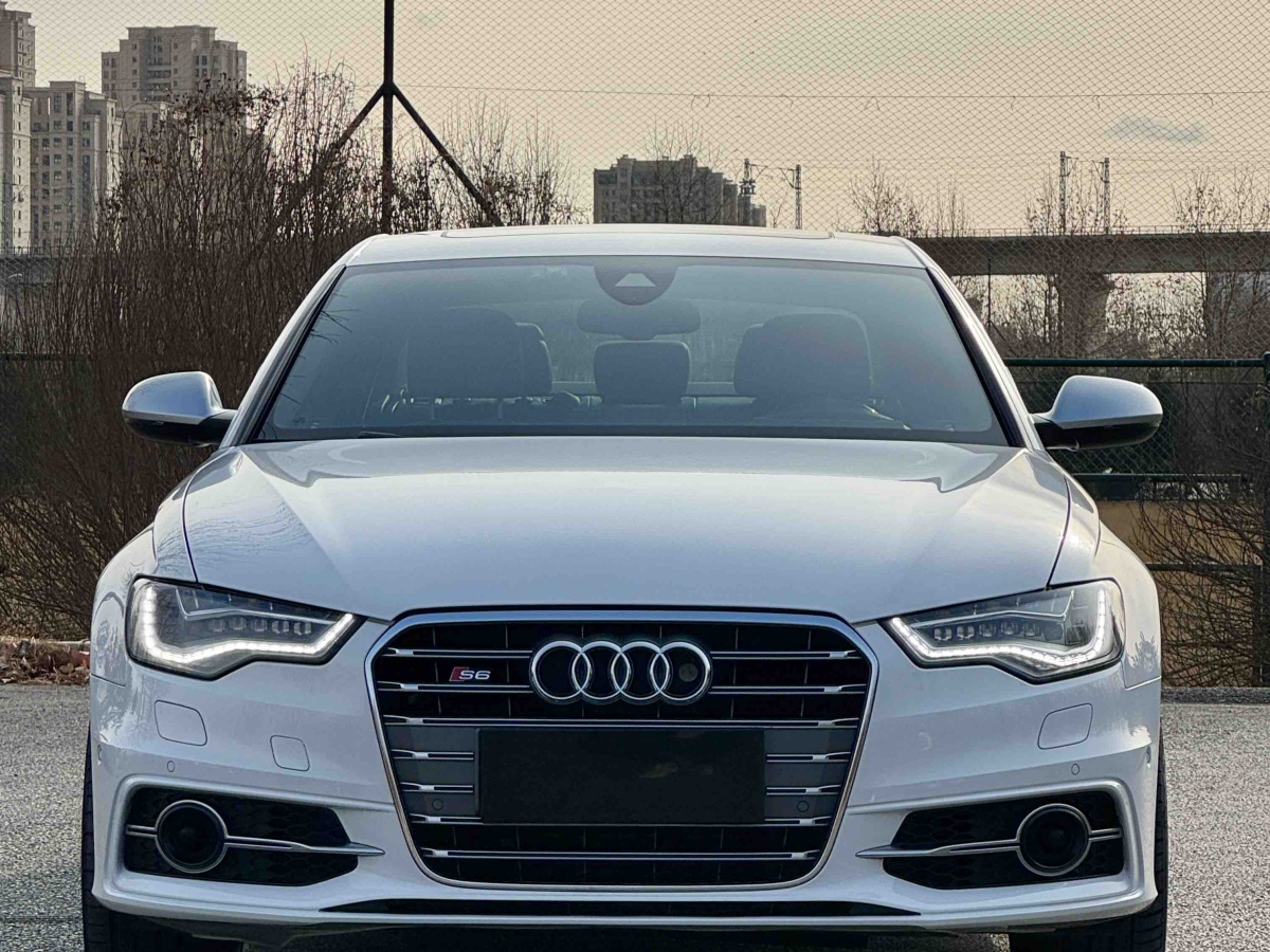 Audi S6 2013 car image 