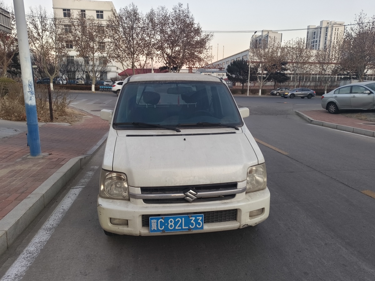 Suzuki 2017 immagine di auto 