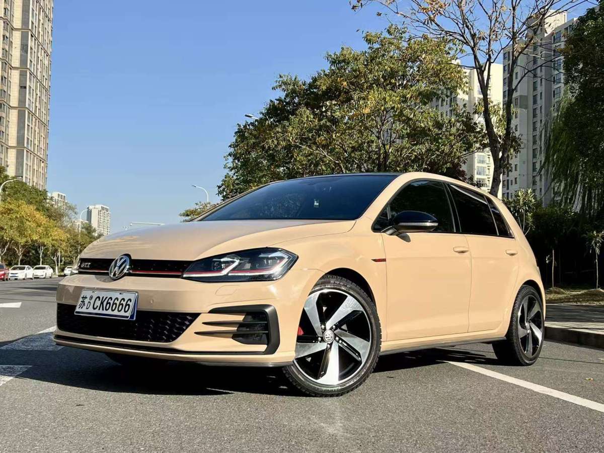 Volkswagen 2019 Volkswagen 2019 car image