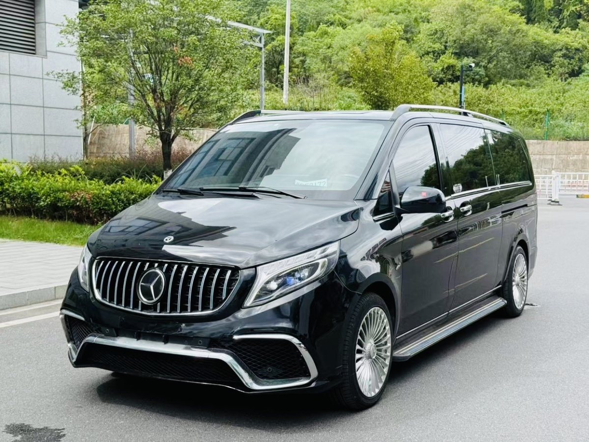 Mercedes-Benz 2019 car image 