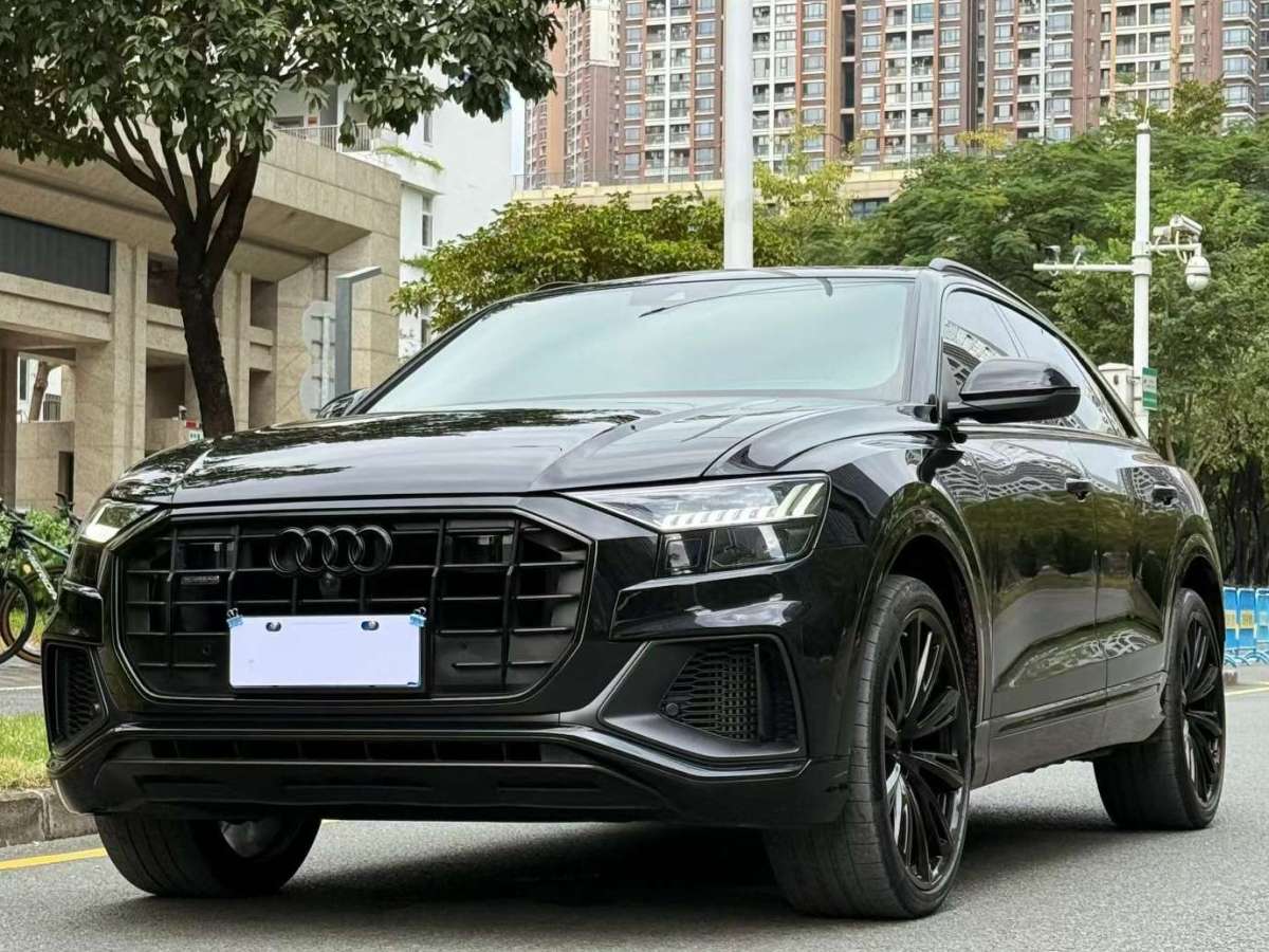 Audi Q8 2021 car image 