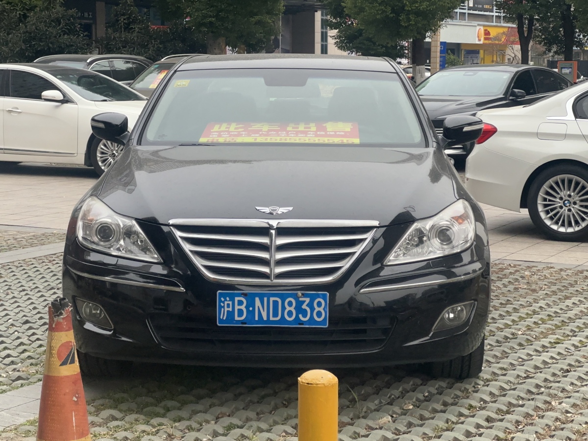 Hyundai Rohens 2011 car image 