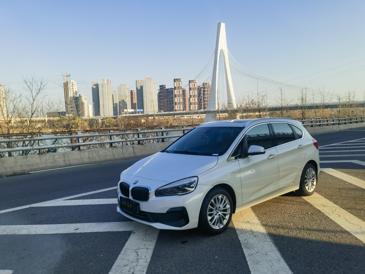 BMW 2 Series Tourer 2019 car image 