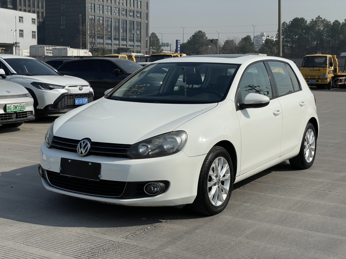 Volkswagen 2013 Volkswagen 2013 car image