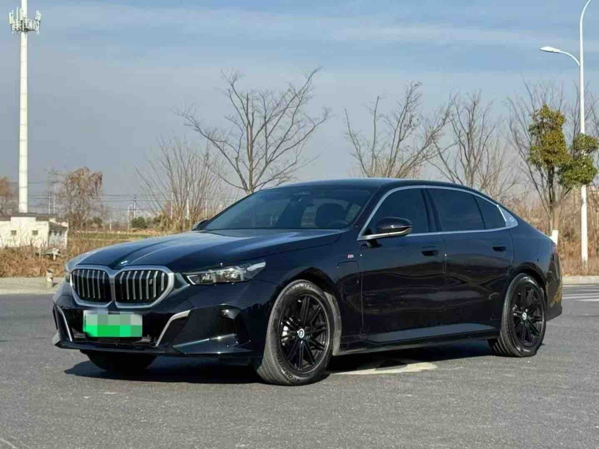BMW i5 2024 car image 