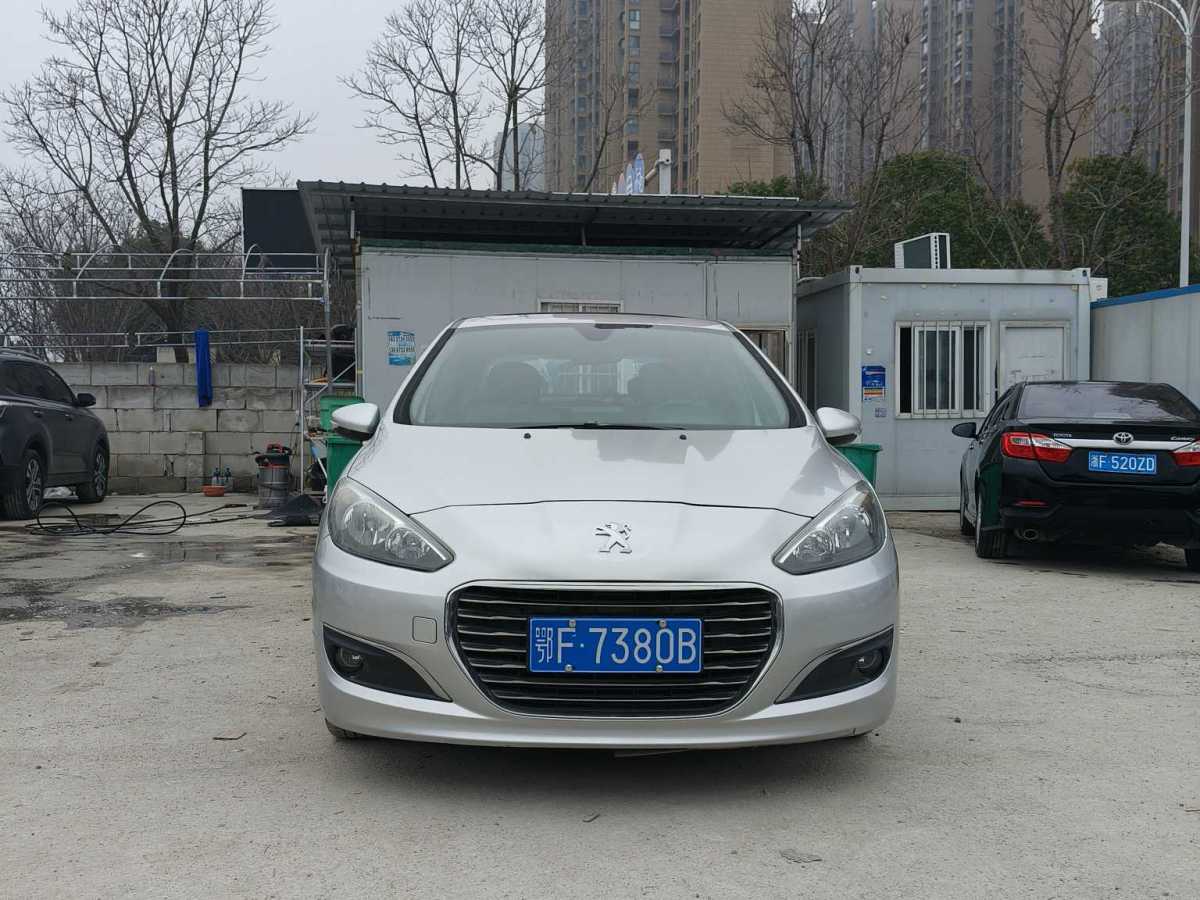 Peugeot 308 2013 Peugeot 308 2013 car image
