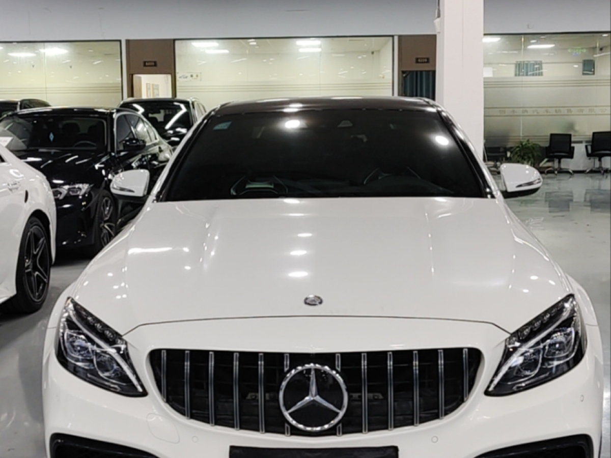 Mercedes-Benz 2016 car image 