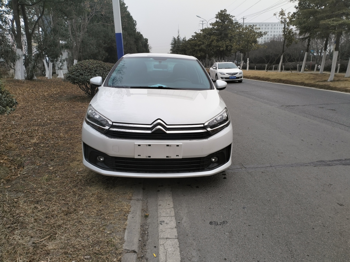 Citroen C4 C-Quatre 2016 car image 