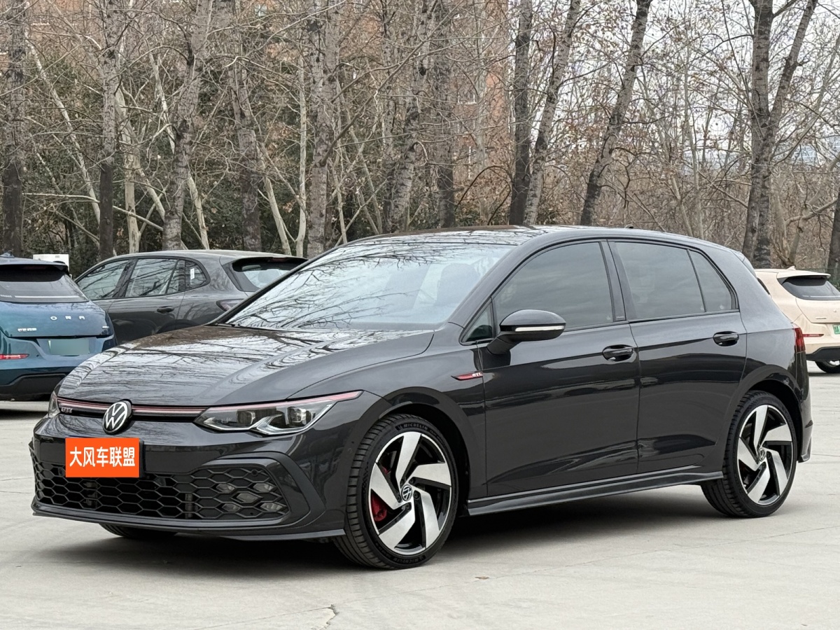 Volkswagen GolfGTI 2022 car image 