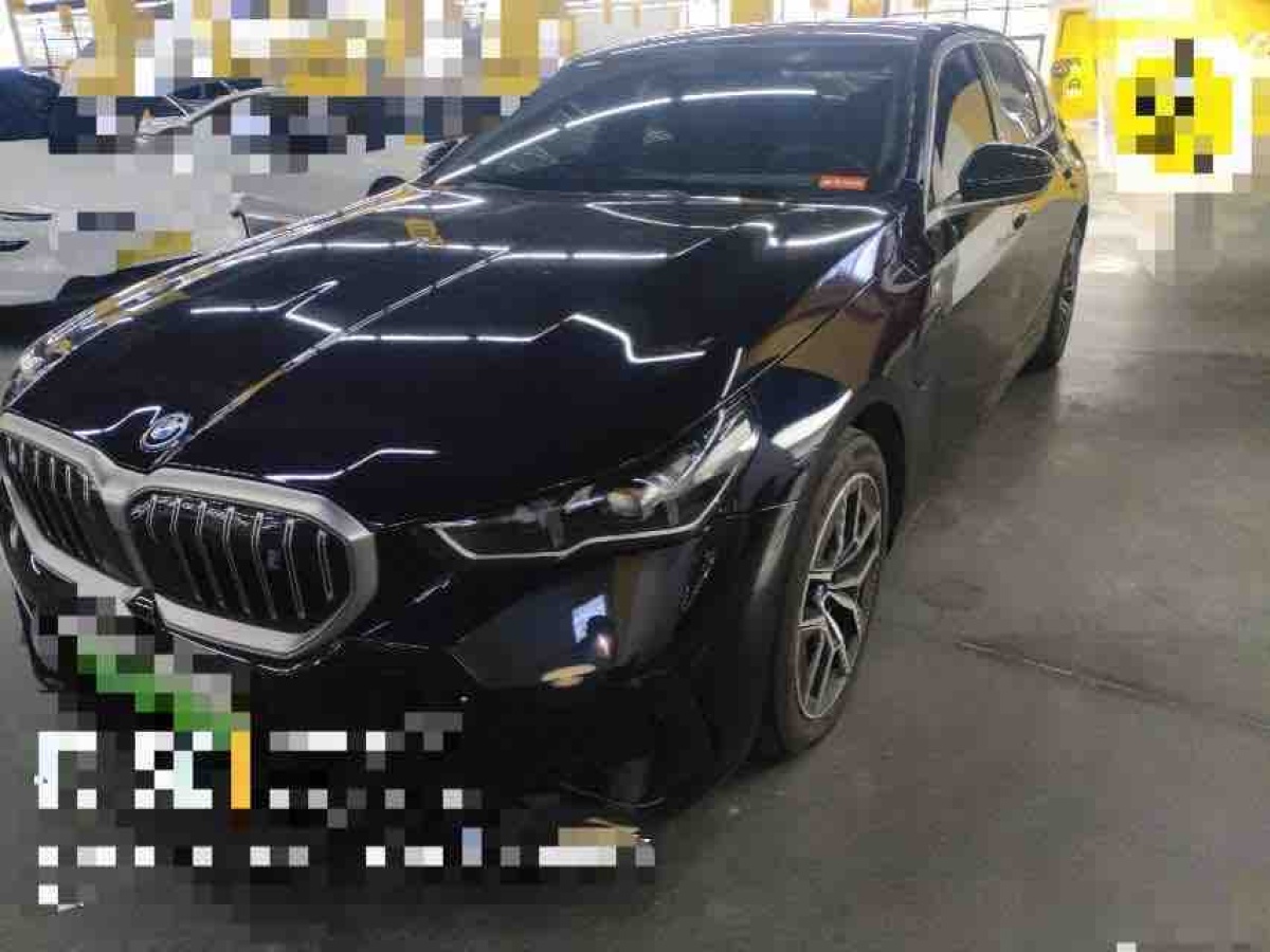 BMW i5 2024 BMW i5 2024 car image