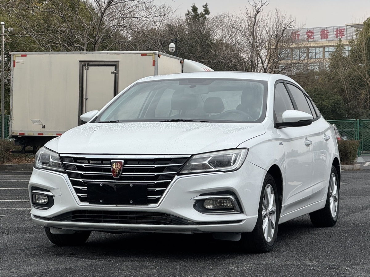 Roewe i5 2019 Roewe i5 2019 car image