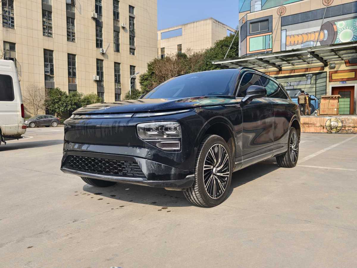 Xpeng G9 2024 immagine di auto 