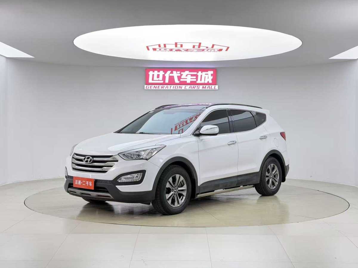 Hyundai Santa Fe 2015 Hyundai Santa Fe 2015 car image