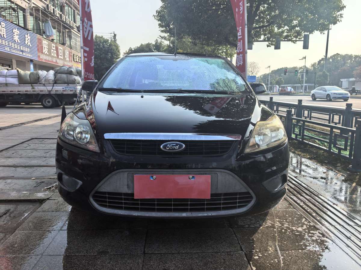 Ford Focus 2013 Ford Focus 2013 car image