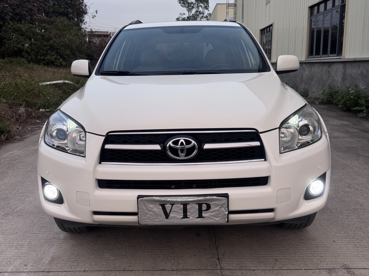 Toyota RAV4 2009 car image 